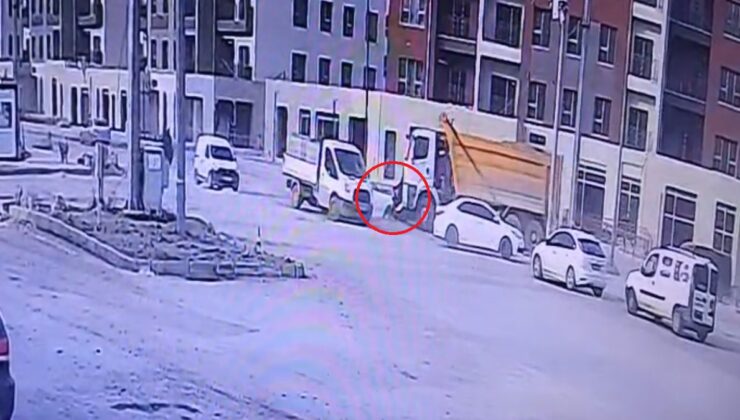 Antakya’da hafriyat kamyonuyla çarpışan motosikletin sürücüsü öldü, kaza görüntülendi