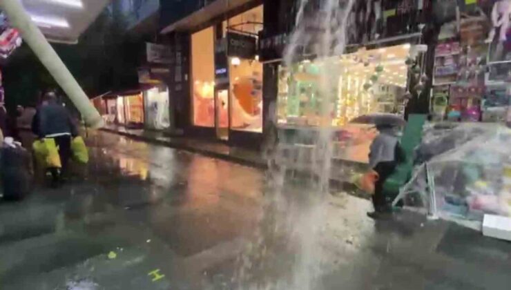 Antalya’da sağanakta Kepez’de su seviyesi diz seviyesine kadar yükseldi