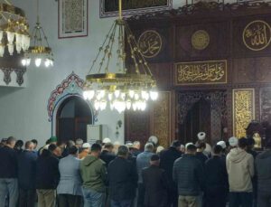 Aydın Efeler’de sabah namazı buluşması Telli Dede Camii’nde gerçekleştirildi