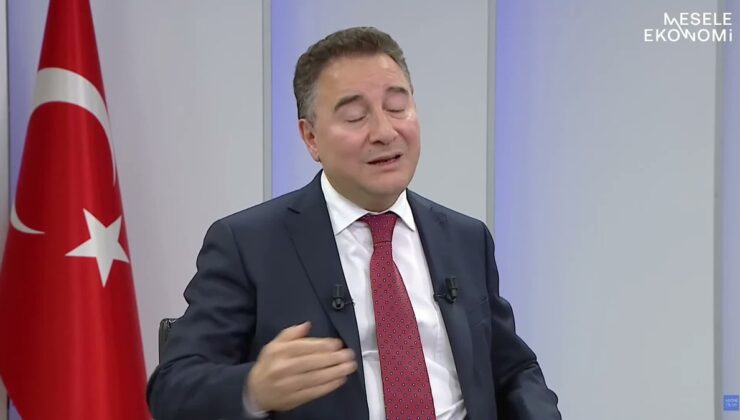 Babacan, piyasaya ‘fon dolandırıcılığı’ dedi, AK Parti’ye arınma çağrısı yaptı
