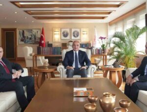 Bakan Ersoy, Opera ve Bale Genel Müdürü Can Atilla ile çalışmaları değerlendirdi