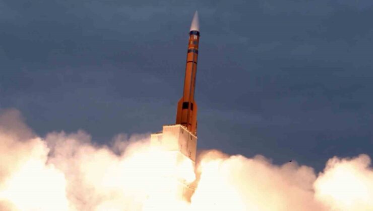 Bakan Kacır, SİPER-2’nin havadayken hedef değiştirdiği test görüntülerini paylaştı