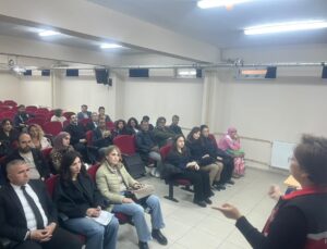 Balıkesir Gömeç’te güvenli eğitim için bilgilendirme toplantısı yapıldı