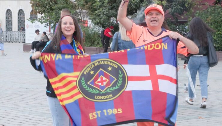 Barcelona taraftarları Sultanahmet’te Galatasaray maçı öncesi tezahürat yaptı