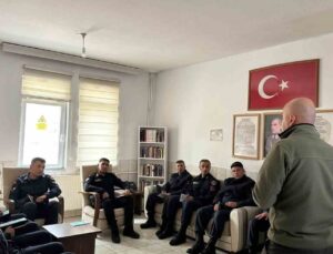 Bayburt Demirözü’nde jandarma personeline av ve doğa koruma eğitimi verildi