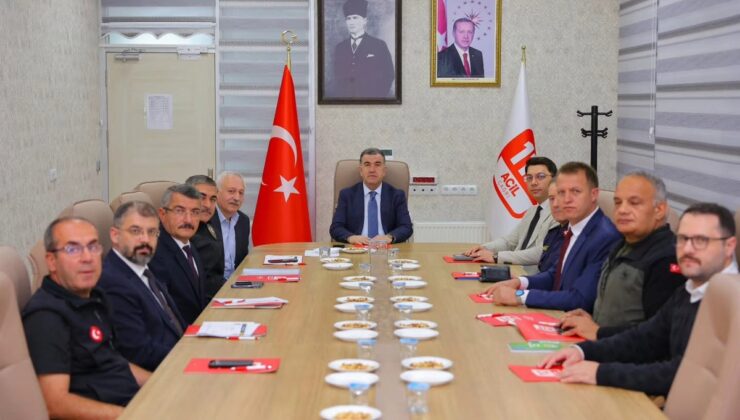Bayburt Valisi Eldivan başkanlığında 112 Acil Çağrı toplantısı yapıldı