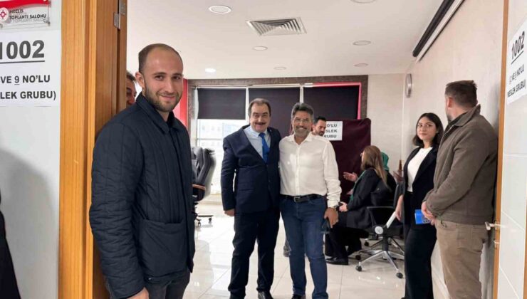 Bilecik TSO’da meslek komitesi ve meclis üyesi seçiminde 12 grupta yarış sürüyor