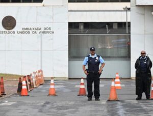 Brezilya’da seçim öncesi ABD ve Avustralya misyonları hizmetlerini askıya aldı