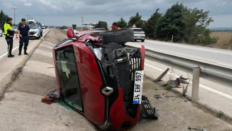 Bursa Karacabey’de otomobil yoldan çıkarak kanala düştü, 1 kişi yaralandı