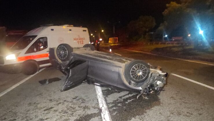 Bursa Orhangazi’de otomobil kamyonete çarpıp takla attı; 1’i ağır 3 kişi yaralandı