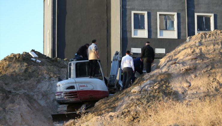 Çanakkale’de ÇOMÜ kampüsündeki toprak kaymasında 2 işçi tedavi altına alındı