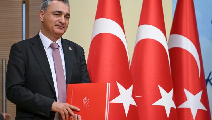CHP Sözcüsü Sarı, Tugay’ın AK Parti’ye geçişini savunulamaz buldu