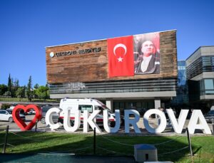 CHP’li Sıtkı Keskin, Çukurova’da belediye başkan vekili seçimini kazandı
