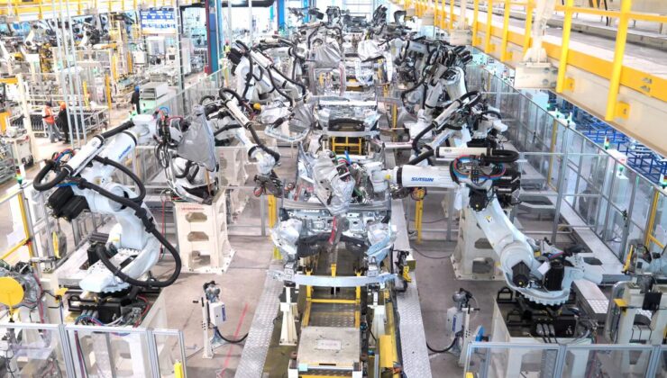 Çin’de büyük sanayi işletmelerinin karları ilk dokuz ayda yüzde 15,5 arttı