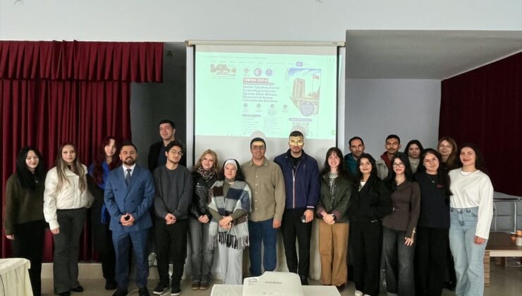 ÇOMÜ’de turizm ön lisans öğrencileri için TÜBİTAK destekli kariyer eğitimi tamamlandı