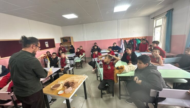 Çorum Alaca’da Ceritler Ortaokulu öğrencilerine bilim ve teknoloji eğitimi verildi