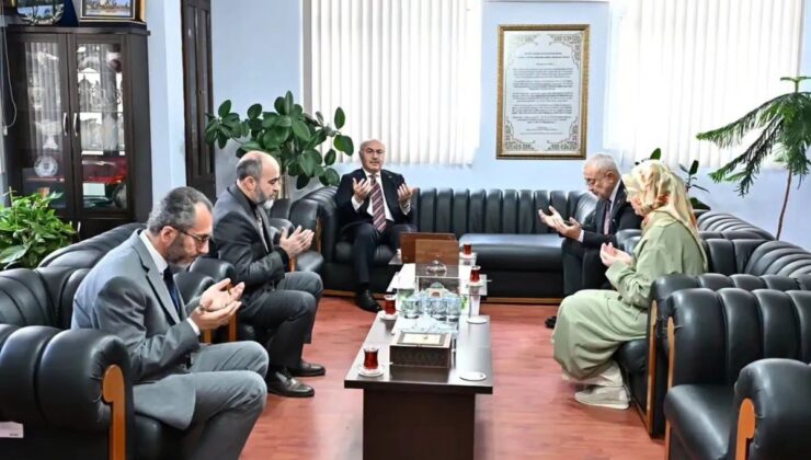 Denizli Valisi Köşger, İl Müftülüğünü ziyaret ederek din hizmetlerini değerlendirdi