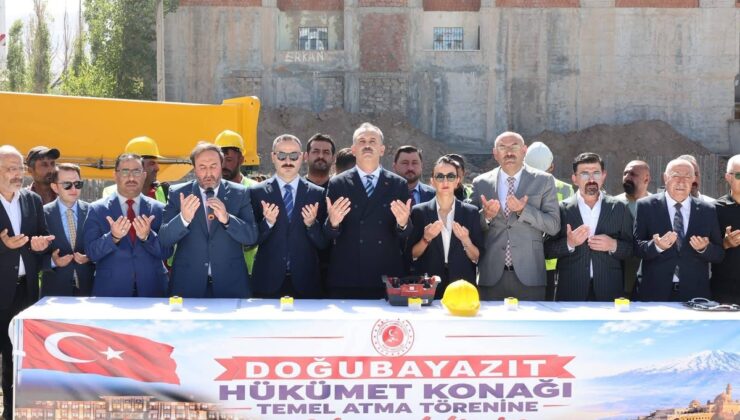 Doğubayazıt’ta yeni hükümet konağının ilk harcı dualarla döküldü