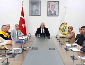 Düzce’de eğitim yatırımları Vali Yardımcısı Şevket Cinbir başkanlığında ele alındı