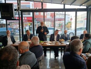 Edirne Müftüsü Çakır, çalışan ve emekli din görevlileriyle kahvaltıda buluştu