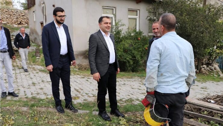 Elazığ Keban Kaymakamı Onur, Dürümlü köyünde sorunları dinledi