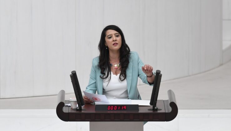 EMEP’li Karaca, İzmir’de Eğitim Sen yöneticilerinin okula alınmamasını bakanlara sordu
