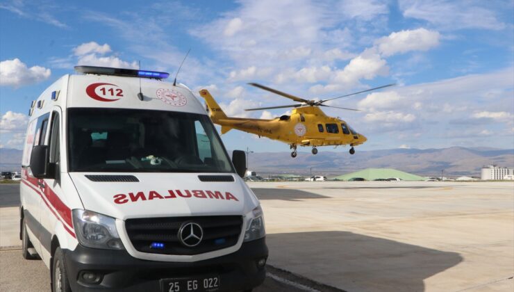 Erzurum Oltu’da kalp krizi şüphesiyle 65 yaşındaki hasta helikopterle sevk edildi
