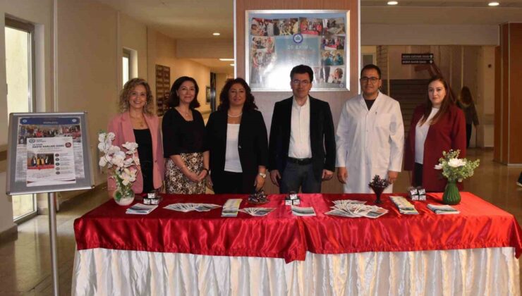 ESOGÜ Hastanesi’nde Hasta Hakları Günü için bilgilendirme standı kuruldu