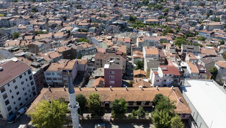 Fatih’teki 16. yüzyıl medresesi, Fethiye İmam Hatip Ortaokulu olarak eğitim veriyor