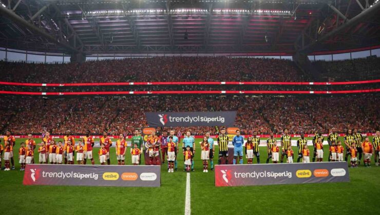 Galatasaray ile Fenerbahçe yarın 407. kez derbide karşı karşıya geliyor