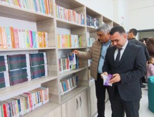 Gaziantep İslahiye’de Cevdetpaşa İlkokulu’ndaki 5 bin kitaplı kütüphane açıldı