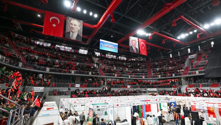 Gaziantep’te 8. Türk Dünyası Bilim ve Kültür Şenliği 30 yurt dışı öğrenciyle başladı