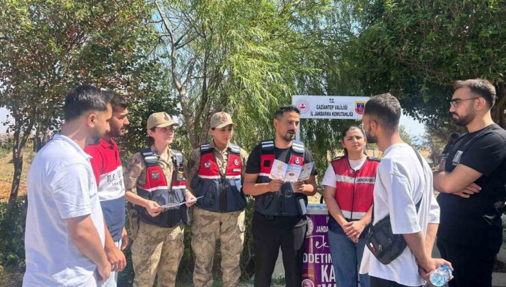 Gaziantep’te jandarma, 213 öğrenciye KADES ve terör konusunda eğitim verdi
