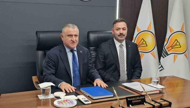 Gençlik ve Spor Bakanı Bak, Zonguldak’ta Valilik ve AK Parti’ye ziyaretlerde bulundu