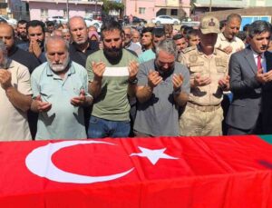Girne açıklarında batan gemide ölen Mahmut Demir, Hatay Reyhanlı’da toprağa verildi