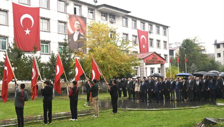 Hizan’da Cumhuriyet’in 103. yıl dönümü dolayısıyla tören düzenlendi