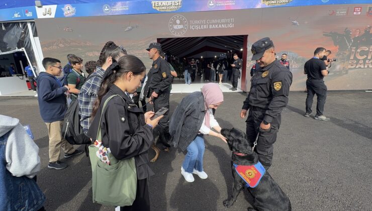 JÖAK’ın operasyon köpekleri TEKNOFEST Güneydoğu’da çocukların ilgisini çekiyor
