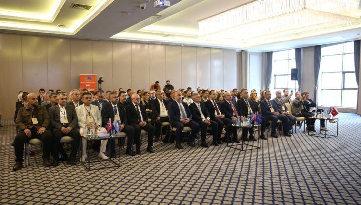 Kahramanmaraş’ta çırak öğrencilere güvenli çalışma koşulları toplantısı yapıldı