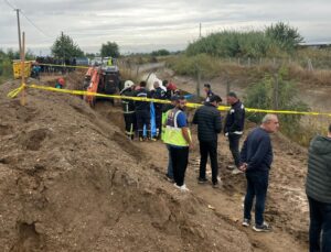 Kanalizasyon çalışmasında toprak göçtü! 1 işçi hayatını kaybetti