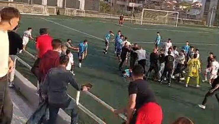 Karabük’te Dökecekspor-Demirspor U17 maçı 78. dakikada kavgayla tatil edildi