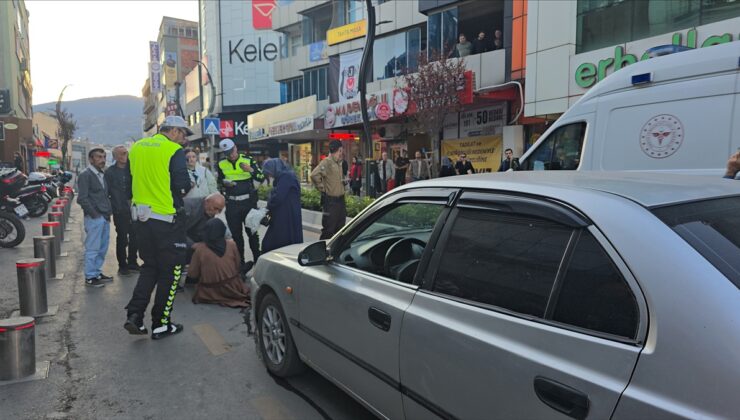 Karabük’te otomobilin çarptığı yaya yaralandı