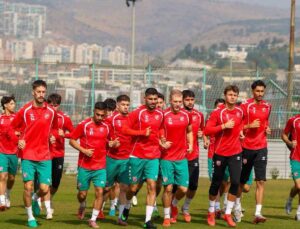Karşıyaka, Ziraat Türkiye Kupası 3. Tur’da yarın Boluspor’a konuk olacak