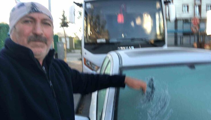 Kars’ta termometreler eksi 7’yi gösterdi! Araç camları buz tuttu, sürücüler güne buz kazıyarak başladı