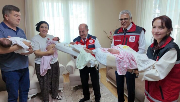 Kaş’ta ikinci çocuk isteyen çiftin dördüz kızı oldu! Bebekler bir aya yakın kuvözde kaldı