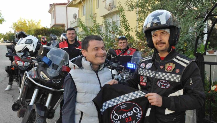 Keşan’da görme engelli Çalışkan motosiklet hayaline Yunus Timi’yle kavuştu