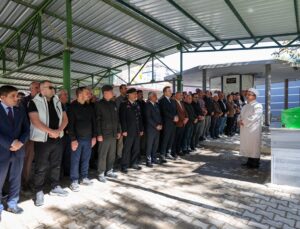 Kıbrıs gazisi Ahmet Binici, Niğde’de cenaze namazının ardından toprağa verildi