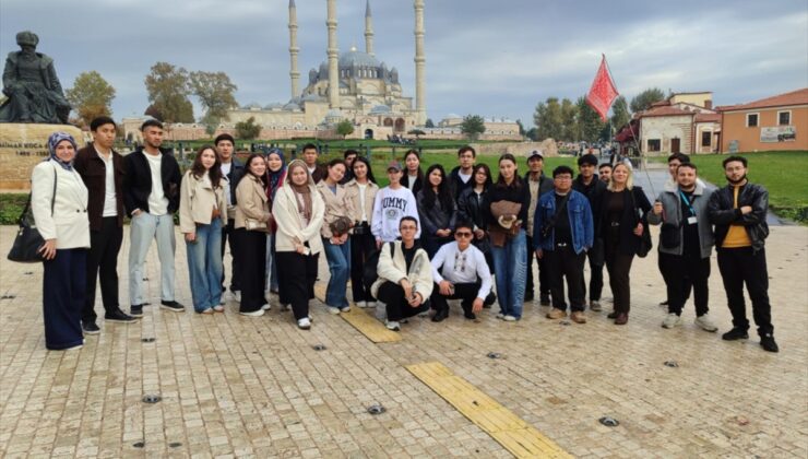 Kırklareli Üniversitesindeki uluslararası öğrenciler Edirne’de tarihi yerleri gezdi