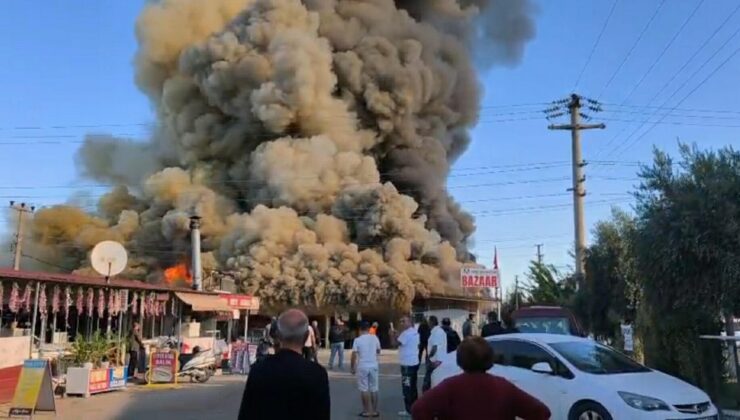 Kuşadası’nda Aykuştur Pazarı’ndaki yangın 3 saatte söndürüldü, dükkanlar zarar gördü