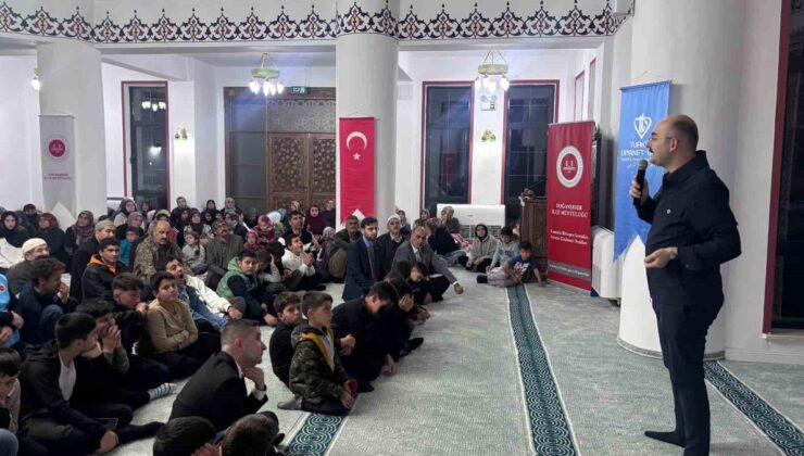 Malatya Doğanşehir’de cami-aile buluşması Rahman Camii’nde yapıldı