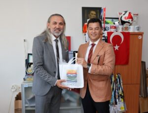 Marmaris Belediye Başkanı Ünlü, AA Marmaris Bürosu’nda kent gündemini görüştü